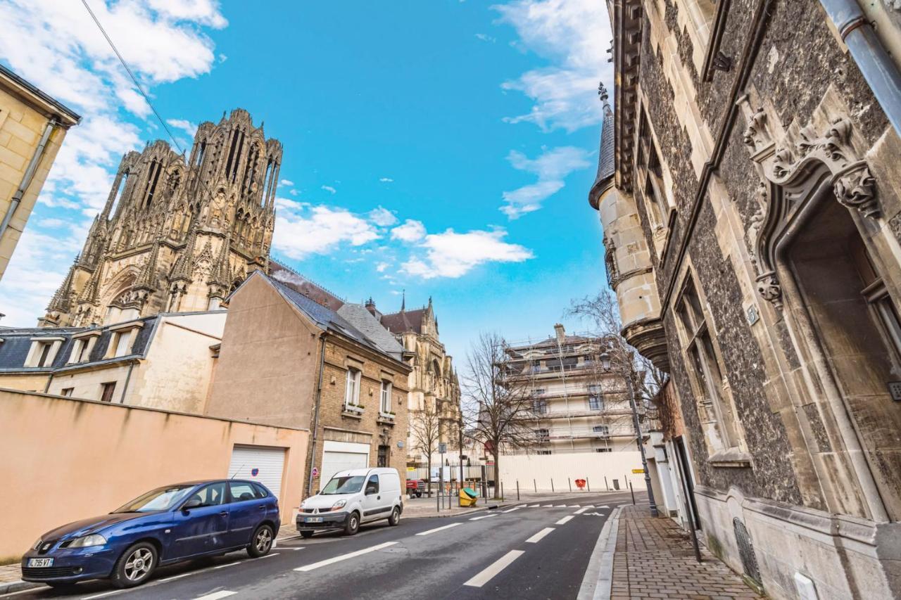 Tournelles Vue Cathedrale- Maison Climatisee Du Xvie Siecle Classee Apartment Reims Exterior foto